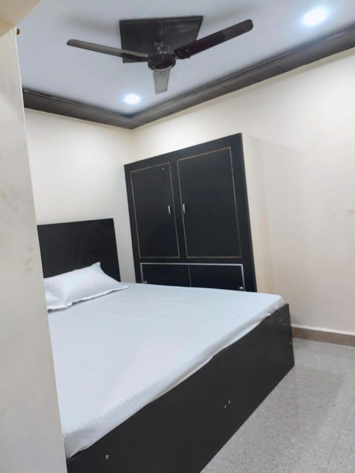 Hotel Crystal Dreams ماثورا المظهر الخارجي الصورة